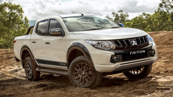 Пикап Mitsubishi Triton Blackline Limited Edition Пикап Mitsubishi Triton Blackline Limited Edition