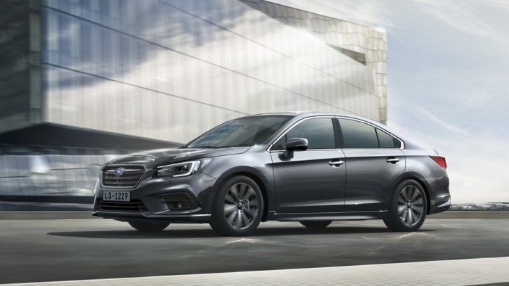 Седан Subaru Legacy шестого поколения