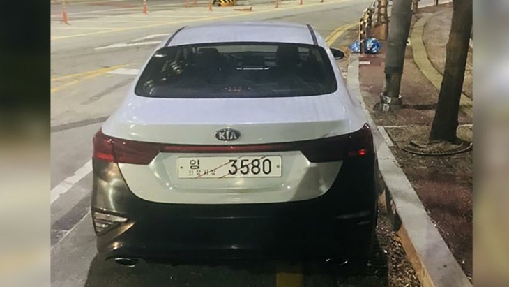 Прототип спортивного седана KIA K3 GT/K3 Sport Прототип спортивного седана KIA K3 GT/K3 Sport