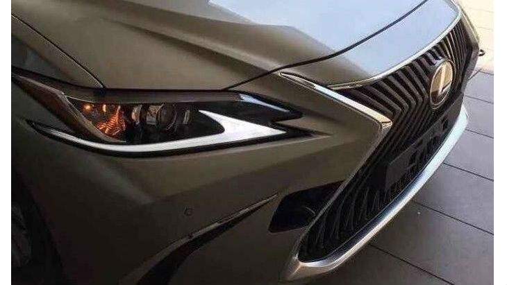 Седан Lexus ES нового поколения Седан Lexus ES нового поколения