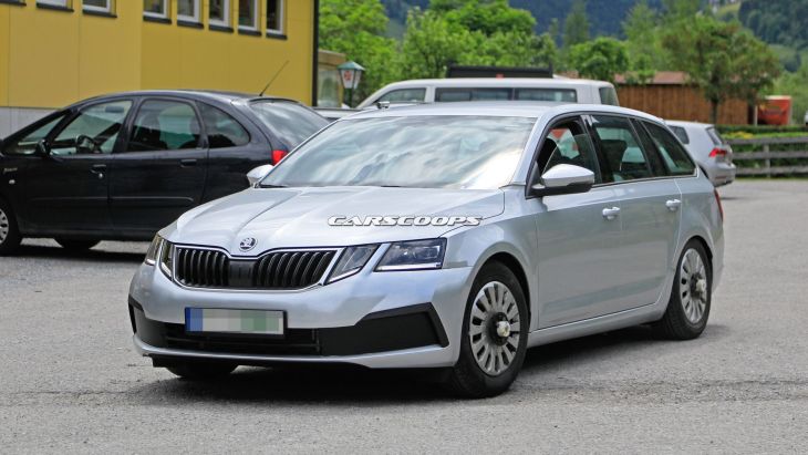 Тестовый мул модели Skoda Octavia нового поколения Тестовый мул модели Skoda Octavia нового поколения