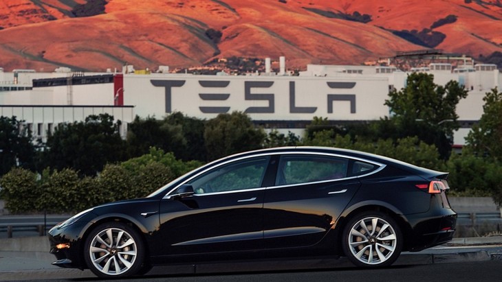 Tesla Model 3 Tesla Model 3