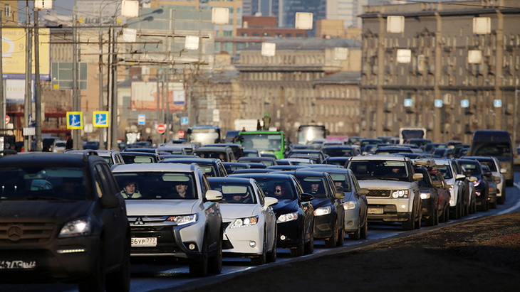 Автомобильный парк России продолжает расти