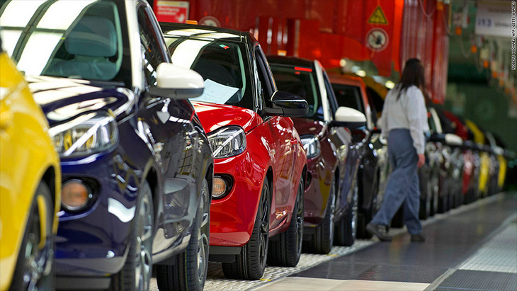 Падение продаж новых автомобилей в Европе продолжается третий месяц подряд