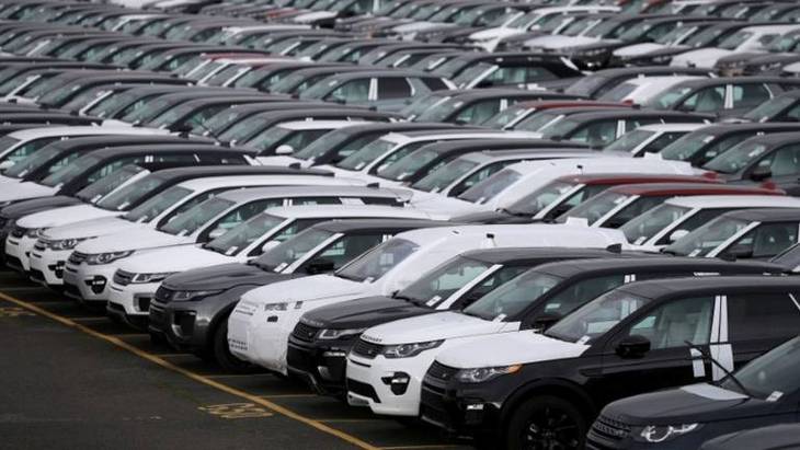 Продажи автомобилей в мире продолжают падать