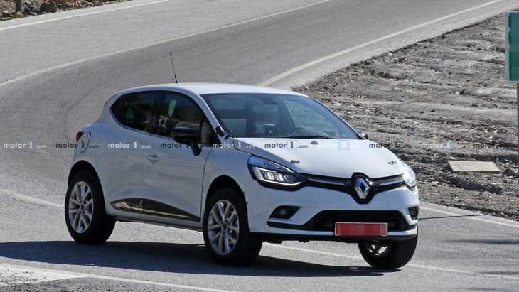 Renault Clio Cross