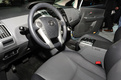 Компактвэн Toyota Prius V