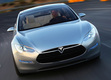 Tesla Model S в движении