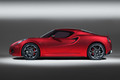 прототип Alfa Romeo 4C в цвете «Жидкий металл»