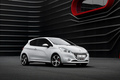 «Заряженный» Peugeot 208 GTi