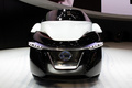 <B>Nissan BladeGlider</B> (2013) <p>Клиновидный спорткар BladeGlider, не смотря на свою треугольную форму, имеет четыре колеса и весьма необычное распределение веса по осям 30/70.