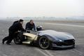 <B>Peugeot EX1</B> (2010) <p>В 2010 году инженерам и дизайнерам Peugeot удалось построить нечто действительно впечатляющее.