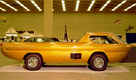 <B>Dodge Deora Concept</B> (1965) <p>При первом взгляде на невообразимо странный концепт Dodge Deora довольно сложно понять, где у этой машины перед, а где зад.