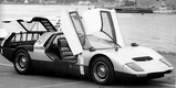 <B>Mazda RX500</B> (1970) <p>Экспериментальный автомобиль RX500 был впервые представлен компанией Mazda в 1970 году на автосалоне в Токио, а в 2009 году прототип вновь посетил это моторшоу, временно покинув стены музея транспорта в Хиросиме.