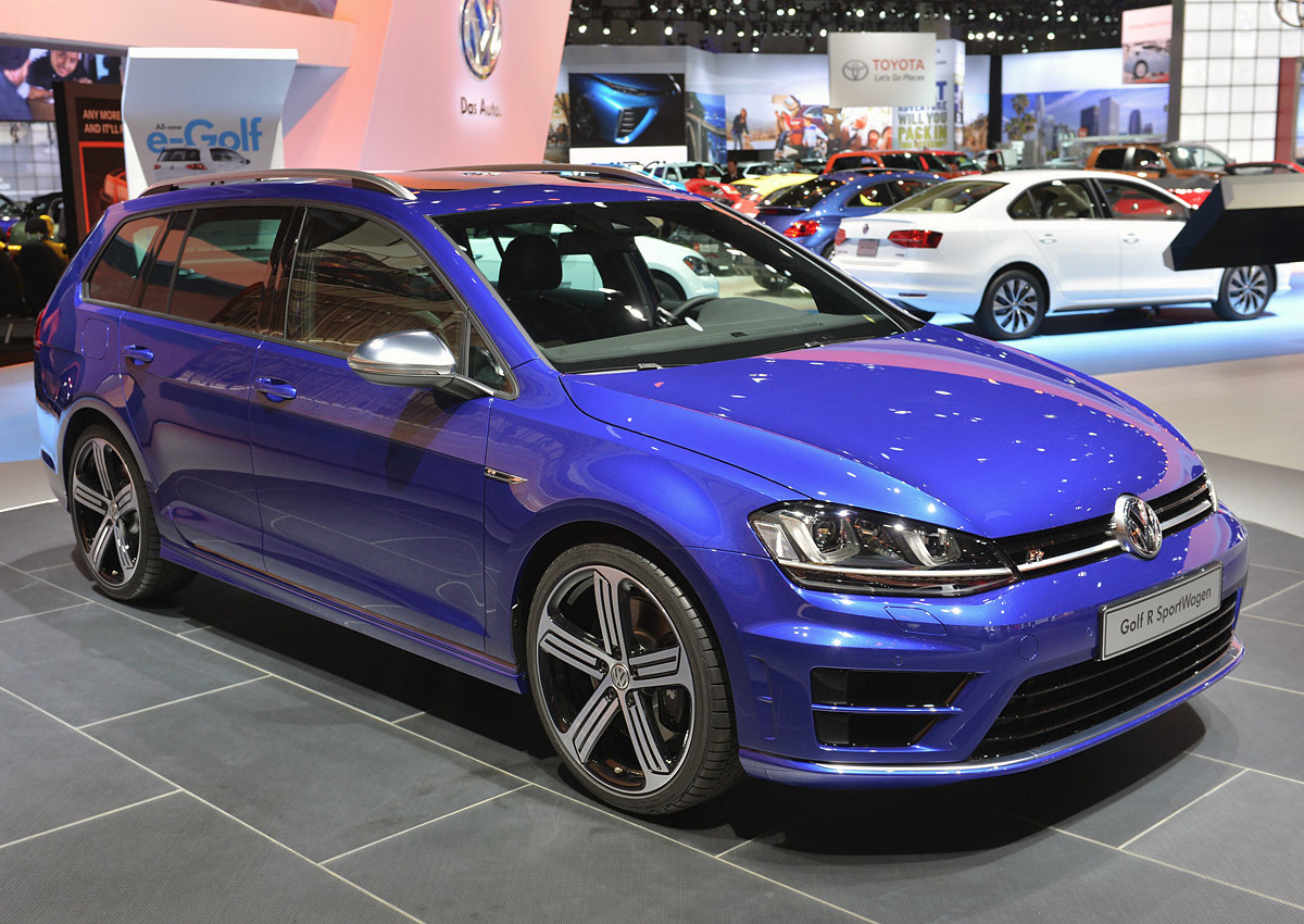 Volkswagen Golf 2018 универсал