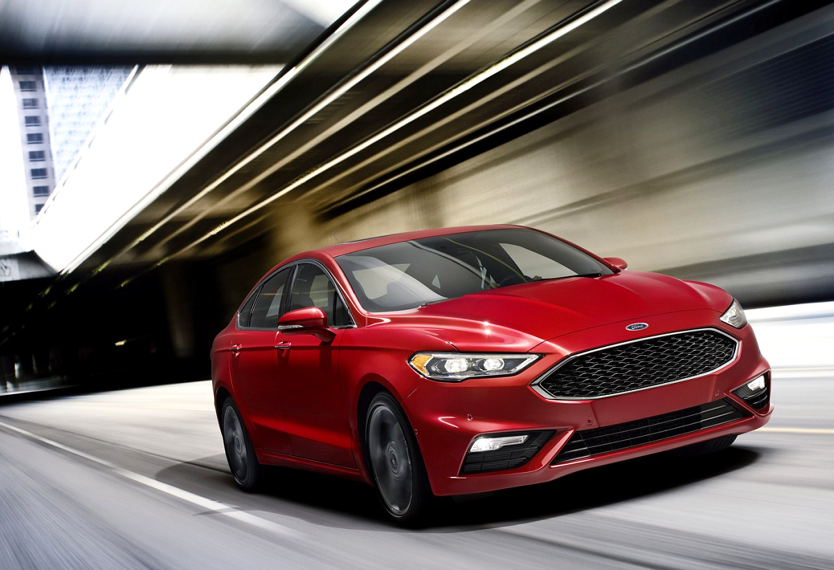 Ford Fusion седан американец