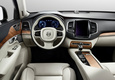 Большой кроссовер <strong>Volvo XC90</strong> ($84,005) оформлен в привлекательном и ненавязчивом скандинавском стиле. Несмотря на последнее (по алфавиту) место в ТОП-10, интерьер этой модели оказался наиболее запоминающимся. Испытатели назвали его «воплощением всего шведского».