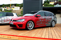 Концептуальный универсал <A href='http://www.livecars.ru/news/2016/05/06/volkswagen_golf_r_variant_performance_35/' class=link target='_blank'>Volkswagen Golf R Variant Performance 35</A>