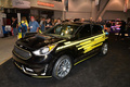 Автономный хэтчбек <strong>Kia Niro Triathlon</strong> не только доставляет велосипедиста на место прогулки, но и едет следом за хозяином, освещая ему путь в темное время суток
