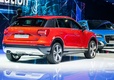 Самый маленький вседорожник Audi имеет длину всего 4190 миллиметров. Колесная база в 2,6 метра позволила «впихнуть» за задние сиденья 405-литровый багажник, но задним пассажирам с длинными ногами приходится ощупывать коленями спинки передних кресел. <p>Зато оснащение (особенно опциональное) не разочаровывает: сенсорный дисплей с навигацией, проекционный дисплей и цифровой «виртуальный кокпит» вместо традиционной панели приборов. В базе — адаптивный круиз-контроль, система предупреждения об опасности столкновения Audi pre sense, ассистент при движении в пробке и системы распознавания дорожных знаков и разметки