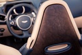 Кабриолет Aston Martin DB11 Volante