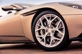 Кабриолет Aston Martin DB11 Volante