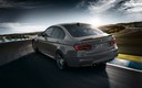 460-сильный седан BMW M3 CS 2018 модельного года