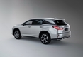 Семиместный кроссовер Lexus RX L