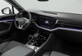 Внедорожник Volkswagen Touareg третьего поколения