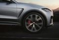 «Заряженный» кроссовер Jaguar F-Pace SVR