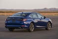 Седан Lexus ES седьмого поколения