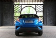 Компактный кроссовер Toyota IZOA