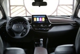 Компактный кроссовер Toyota IZOA