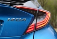 Компактный кроссовер Toyota IZOA