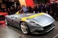Ferrari показала уникальные суперкары Monza SP1 и SP2 на Парижском автошоу