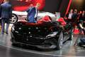 Ferrari показала уникальные суперкары Monza SP1 и SP2 на Парижском автошоу