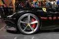 Ferrari показала уникальные суперкары Monza SP1 и SP2 на Парижском автошоу