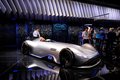 Модель Silver Arrow (Серебрянная Стрела) создана на основе модели W125 1937 года, которая смогла разогнаться до 432 км/час на дороге общего пользования. И этот рекорд продержался вплоть до ноября 2017 года, когда был побит Koenigsegg Agera RS