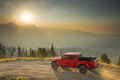 Jeep официально представил новый пикап Gladiator