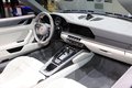 Кабриолет Porsche 911 на автосалоне в Женеве
