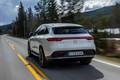 Первый электрический внедорожник Mercedes-Benz EQC в самых подробных фото