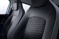 Второе поколение электромобиля Renault Zoe 2020 в подробной фотогалерее