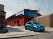 Второе поколение электромобиля Renault Zoe 2020 в подробной фотогалерее